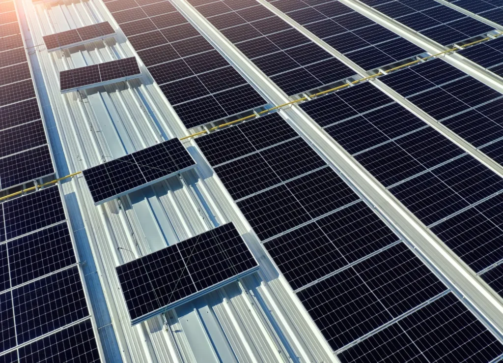 Paneles solares para fábricas e industrias sin inversión de capital con PPA (Power Purchase Agreement)