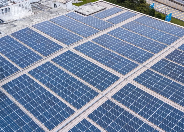 Cómo reducir el gasto eléctrico en una fábrica sin invertir