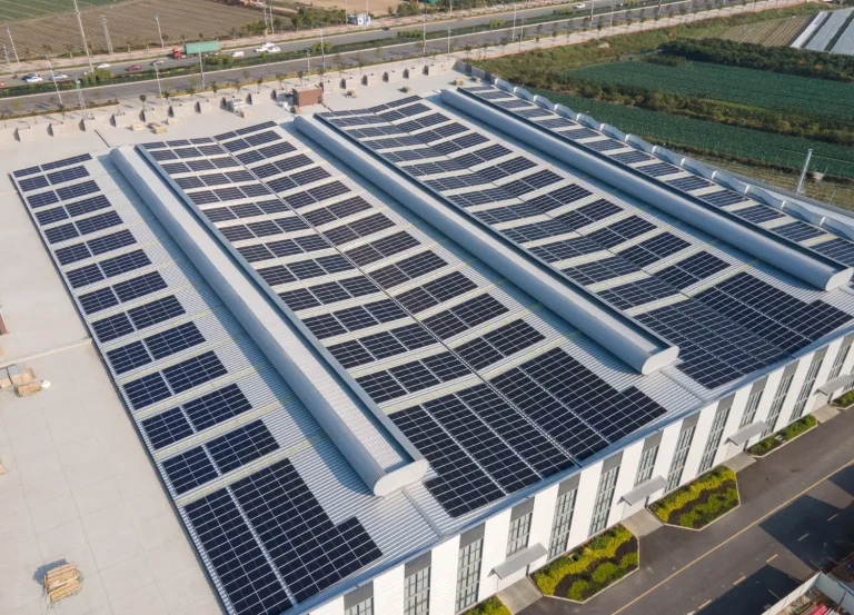 Paneles solares sin inversión para industria manufacturera